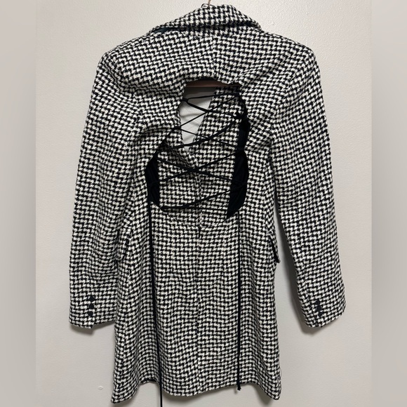 Zara Houndstooth Black and White Open Back Blazer Dress - Picture 6 of 11